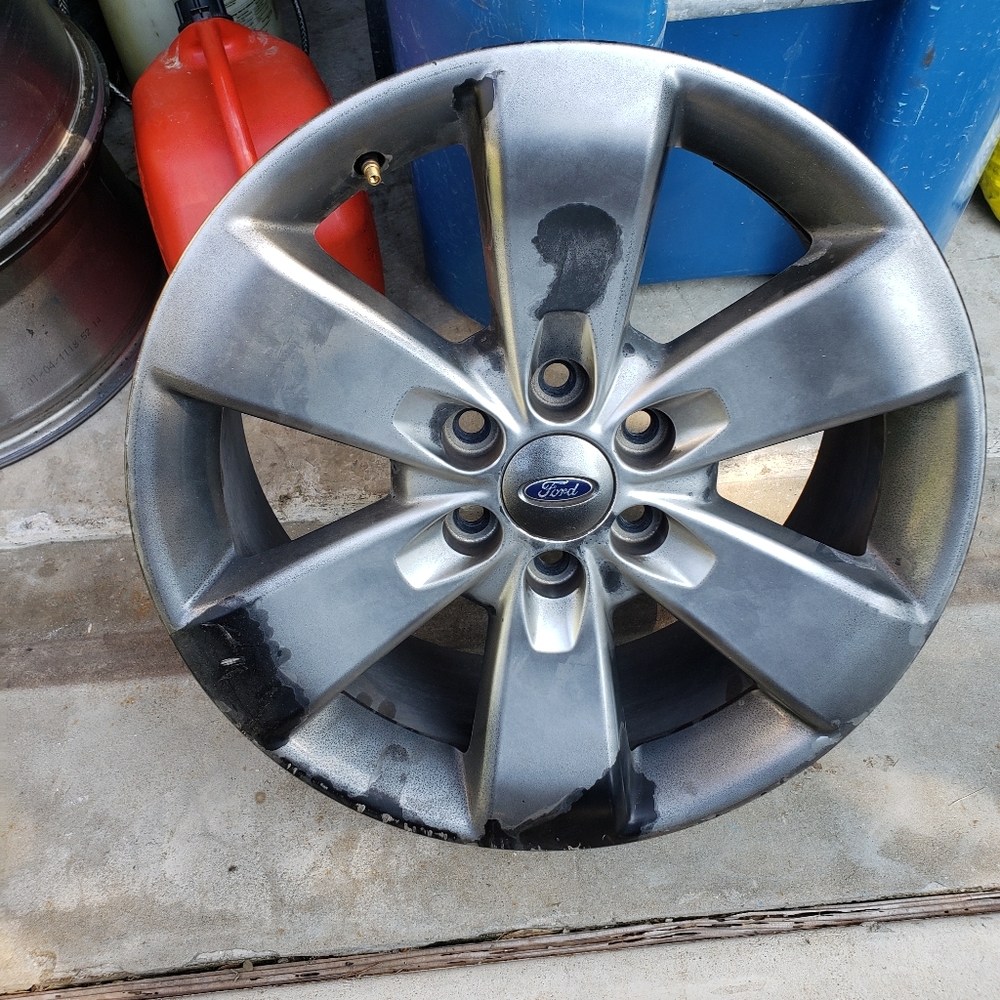 2011 Ford 150 Rims - Picture 2 of 2